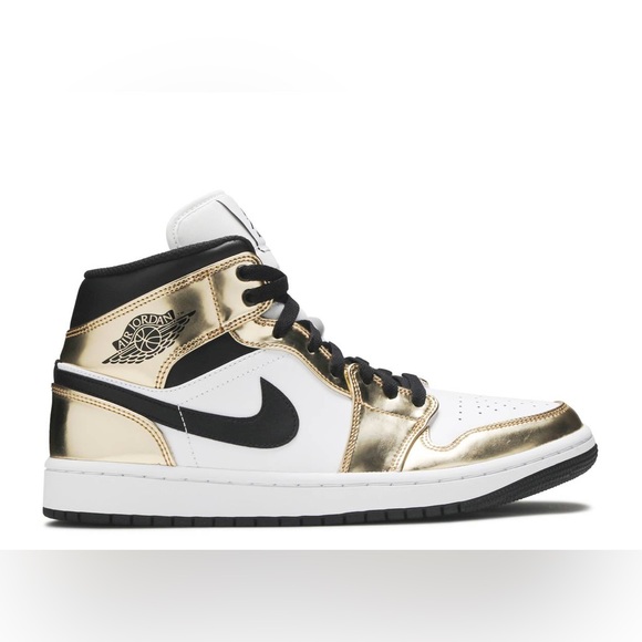 Sz 10.5 2020
Air Jordan 1 Mid SE 'Metallic Gold' - Picture 2 of 9
